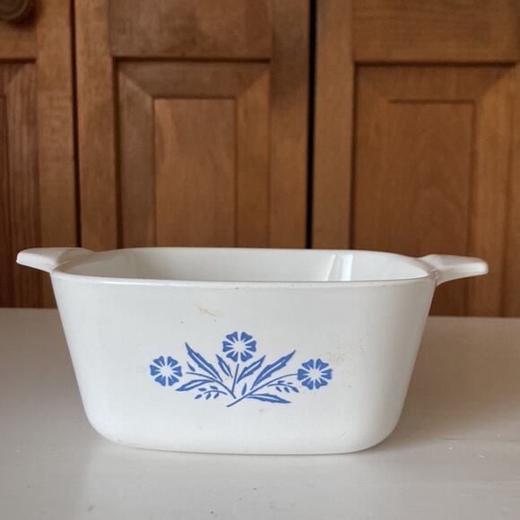 Vintage Corningware Blue Cornflower P-43-B 22oz Petite Pan - Picture 6 of 12